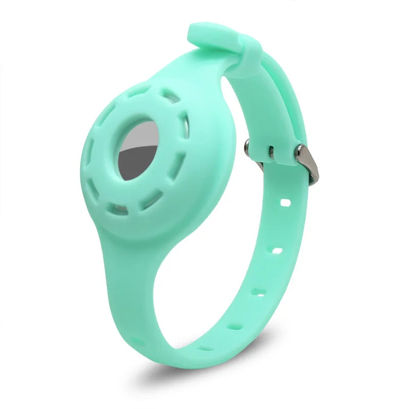 S115260af38Silicone Cat Collar with AirTag Holder green