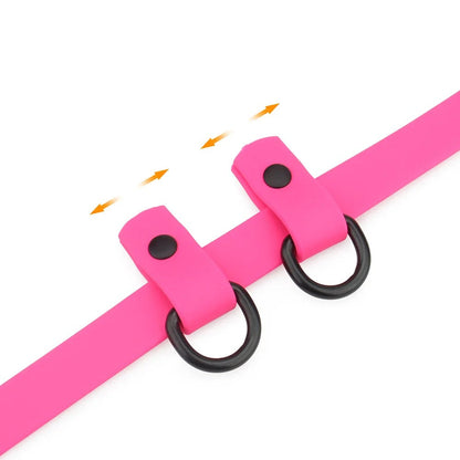 Sliding D-rings on the adjustable leash strap