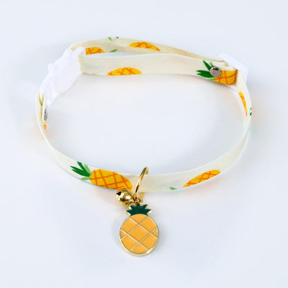 White pineapple print cat collar with pineapple charm