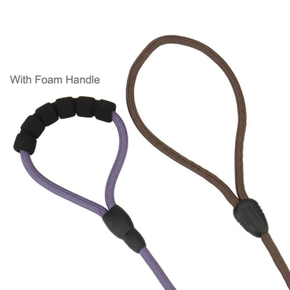 Padded foam handle next to the plain rope loop handle