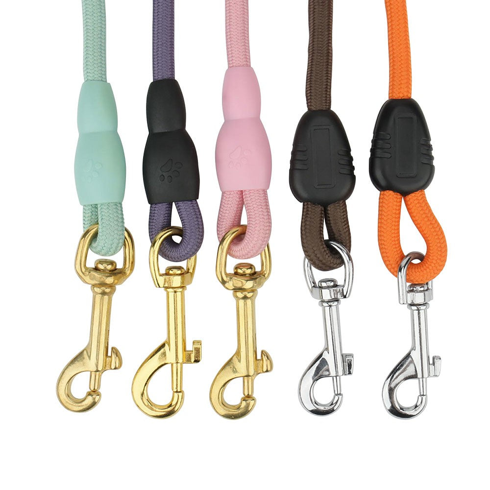 Training leash snap hooks in five colours