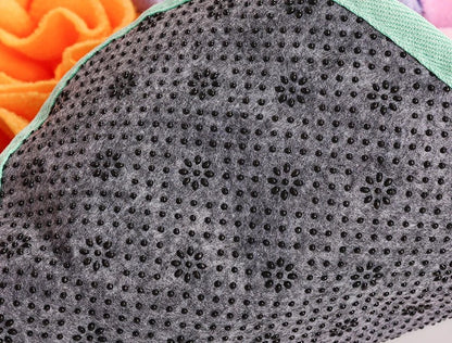 Underside of the jellyfish snuffle mat with a dotted grip backing