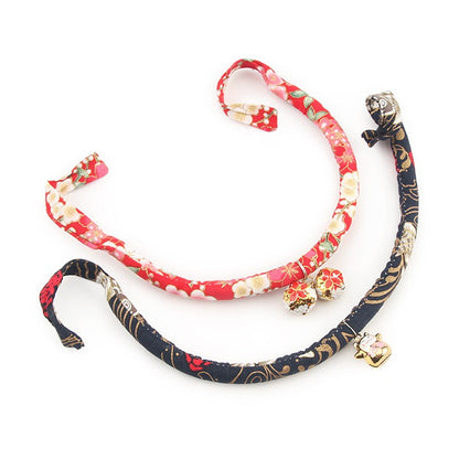 Kimono cat collar untied to show the fabric ties