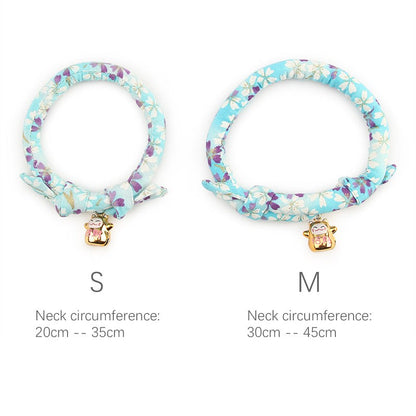 Kimono cat collar sizes: S fits neck 20 to 35 cm, M fits 30 to 45 cm