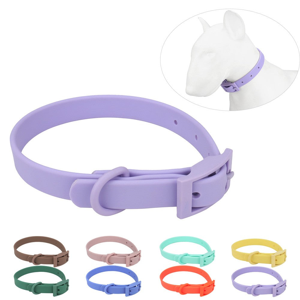 Lilac colour-matched waterproof collar on a dog figure