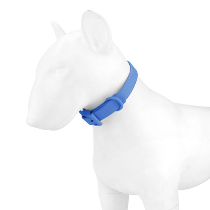 Blue waterproof collar on a dog figure